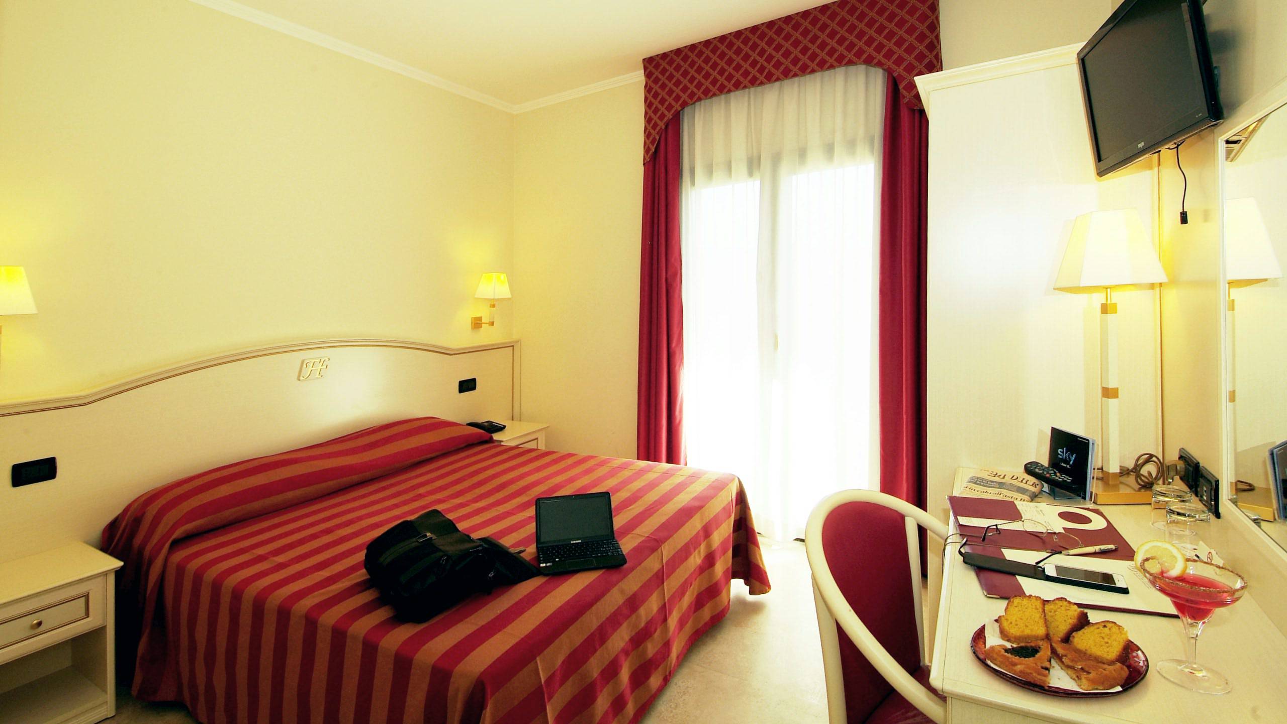Fashion-Hotel-Valmontone-habitación-classic-1