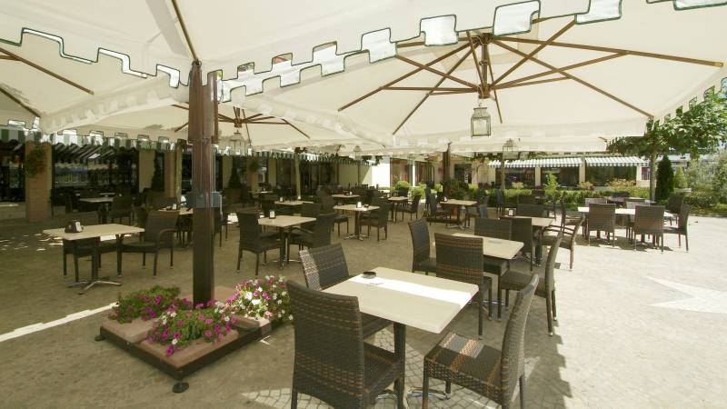 Fashion-Hotel-Valmontone-restaurant-2